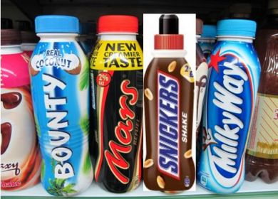 bottiglie di Mars, Bounty e Snickers al latte 