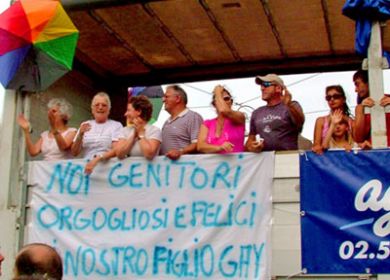 genitori orgogliosi di avere figli gay