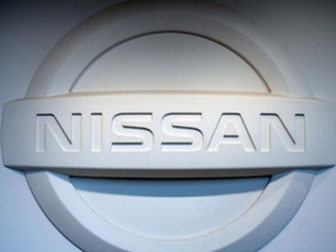 nissan logo