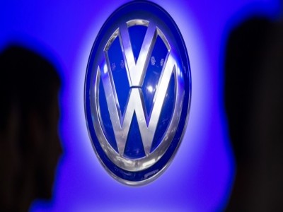 volkswagen logo