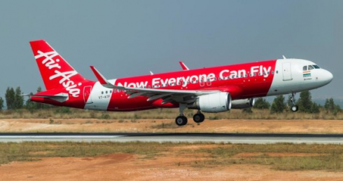 AirAsia, neonato morto trovato nel water dell'aereo