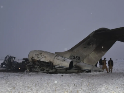 Aereo militare americano precipita nel Mediterraneo orientale, cinque morti.