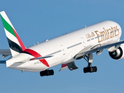 Malore ad alta quota, soccorso in aereo. Momenti di apprensione per un passeggero del volo Emirates EK-237 Dubai - Boston