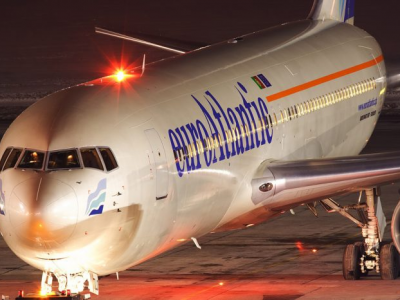 Volo Newark - Roma: atterraggio d'emergenza all'aeroporto di Gander, Terranova, per un aereo EuroAtlantic Airways. 