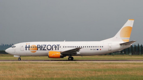 Migranti, aereo Air Horizont guasto a Fiumicino, volo cancellato