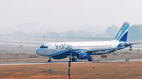 IndiGo, ha un malore sul volo l'aereo viene dirottato all'aeroporto di Patna