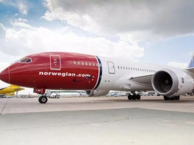 Volo Norwegian Oakland - Parigi. Un passeggero da in escandescenza e il volo viene deviato