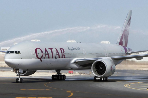 Emergenza in pista a Malpensa, volo Qatar Airways resta a terra: fumo da un motore 