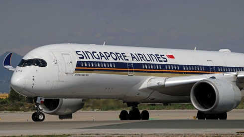 Volo Londra-Singapore: forte turbolenza uccide un uomo e ne ferisce 37 tra i passeggeri a bordo di un Boeing della Singapore Airlines