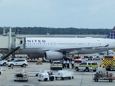 USA, un motore in panne dopo il decollo, l'aereo torna indietro