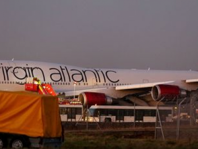 Londra, aereo in quarantena dopo l'atterraggio a Gatwick