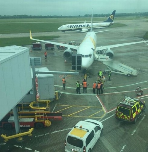 Regno Unito, a Londra Stansted collisione tra due aerei in pista