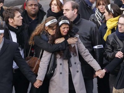 familiari giornalisti uccisi a parigi