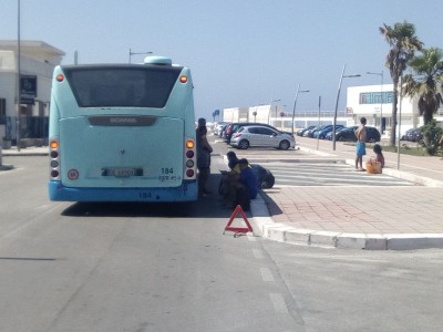 San Cataldo di Lecce. Il bus del trasporto urbano si rompe e i passeggeri rimangono appiedati