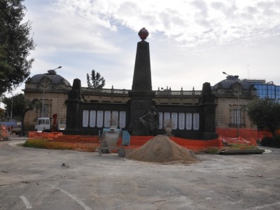 monumento caduti lecce