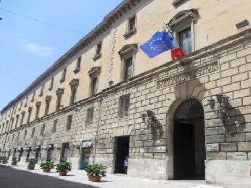 Commissione Tributaria Provinciale di Lecce. Non c’è la delega al funzionario dell’Agenzia delle Entrate: vanno annullati avvisi di accertamento per oltre 50mila euro nei confronti di un contribuente