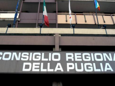 Sito “Sistema Puglia” bloccato il giorno del “clic day”. Le proteste di tanti aspiranti al bando “Mi Formo e Lavoro” che non hanno potuto registrarsi