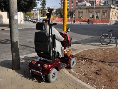 via Leuca inaccessibile ai disabili