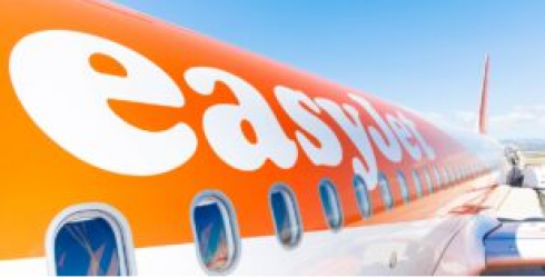 Volo easyJet cancellato dopo che il passeggero ha defecato sul pavimento del bagno dell'aereo