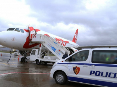 Frode finanziaria: condannato a Milano, ricercato in tutta Europa, arrestato a Valona. 