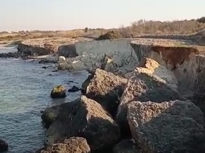 Melendugno: la falesia cede ancora, nuovo crollo questa volta a San Basilio. IL VIDEO