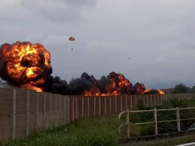 Disastro aereo all’aeroporto di Torino Caselle: incidente al decollo per un MB339 delle Frecce Tricolori – Il video