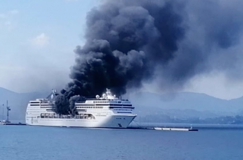 Incendio domato su una nave da crociera a Corfù: a bordo 51 membri dell’equipaggio - VIDEO. 