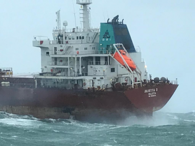 L'aviazione belga salva l'equipaggio della nave olandese – VIDEO