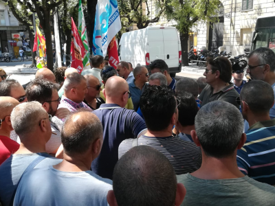 34 lavoratori licenziati GGS S.r.l. Manifestazione 11 gennaio dalle 10 innanzi alla Prefettura di Lecce