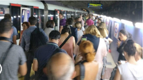 Madrid, esplosione in metropolitana. Batteria tablet semina il panico