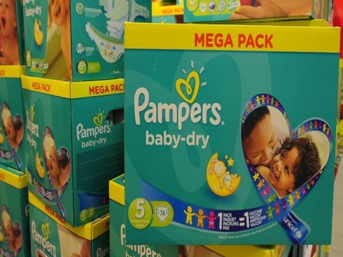 pampers