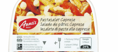 Frammenti di plastica bianchi, MIGROS richiama l'insalata di pasta alla caprese Anna's Best