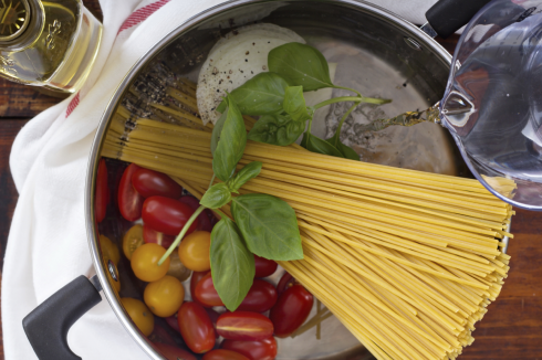 Pasta e farina regine della tavola nell’emergenza. 