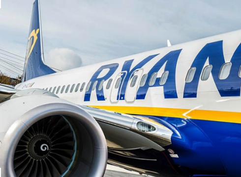 Volo Ryanair torna all'aeroporto di partenza colpito dalle ceneri vulcaniche. 