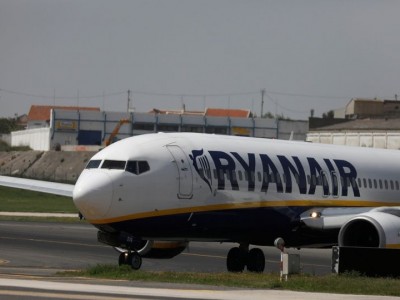 Ubriachezza molesta sui voli. Un altro caso su un volo Ryanair da Manchester a Tenerife