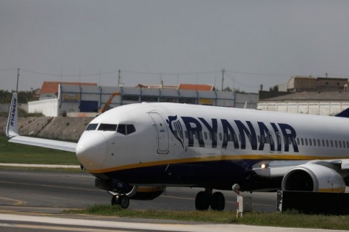 Ubriachezza molesta sui voli. Un altro caso su un volo Ryanair da Manchester a Tenerife