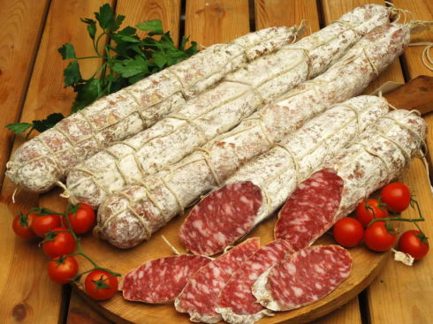 Allarme salmonella, ritirato dal commercio il Bastone di Salame Dolce e il Filone di Salame a marchio Salumficio Colombo Luigi srl