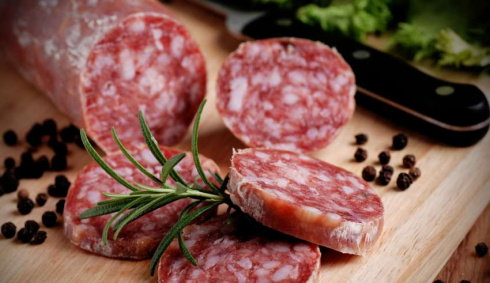 Ministero della Salute segnala richiamo salame mignon e salametto classico del Salumificio Aliprandi per presenza di Listeria. 