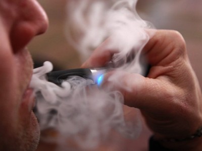 e-Cigarette, scoperta la sostanza che fa ammalare