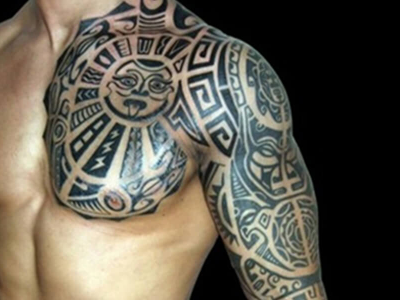 I ricercatori lanciano l'allarme: le persone tatuate sono più spesso vittime di tumori linfatici