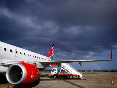 Volo cancellato per l’emergenza Covid, nuovo orientamento giurisprudenziale: rimborso ai viaggiatori e risarcimento alla famiglia