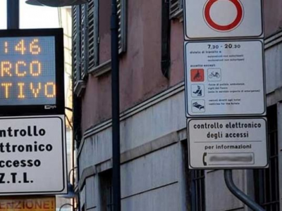 La Cassazione bacchetta i Comuni: niente multa perché l’auto del disabile va in preferenziali e ztl senza comunicare la targa al Comune